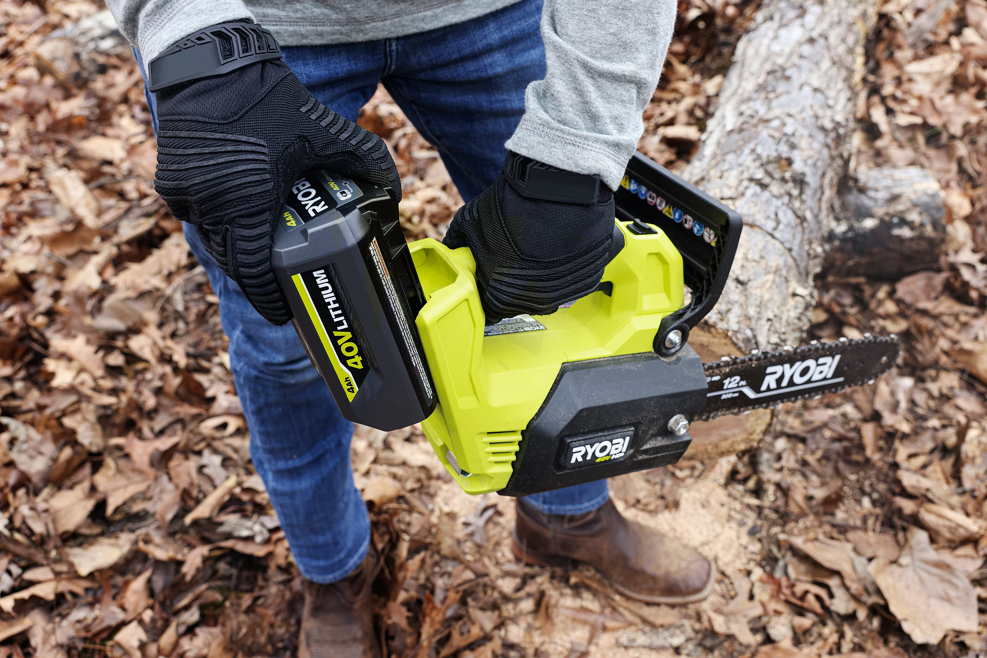 Ryobi battery deals chainsaw 40v