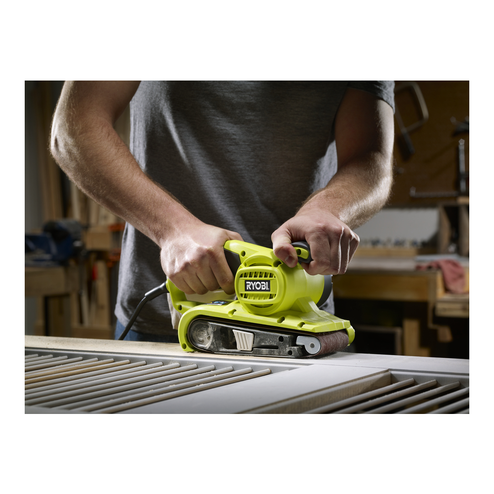 BLACK+DECKER BR318 3 X 18-Inch Belt Sander