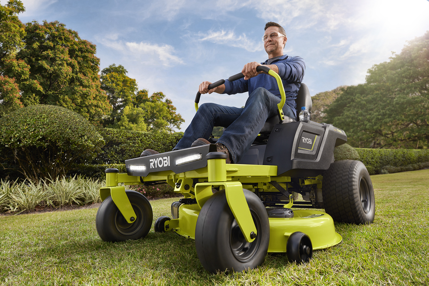 42 100 AH Zero Turn Electric Riding Lawn Mower - RYOBI Tools