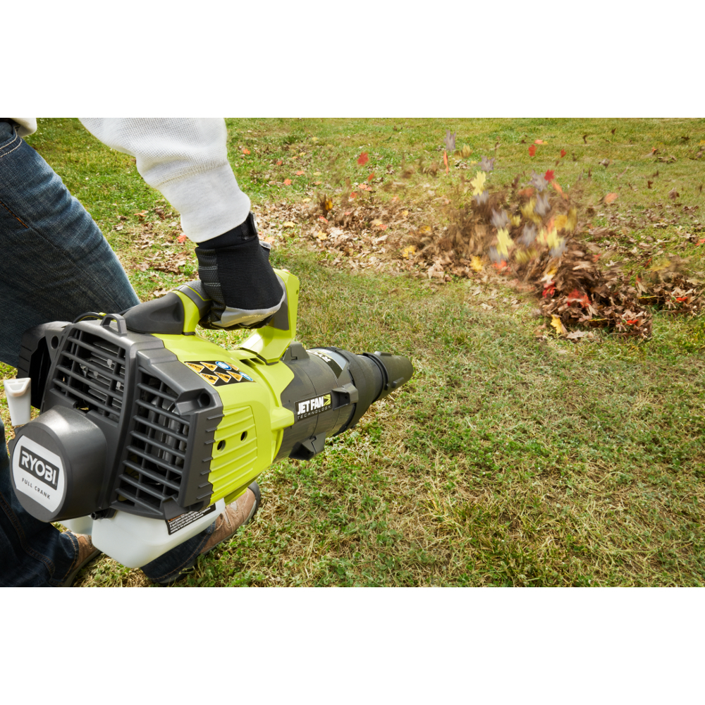 Ryobi gas deals powered leaf blower