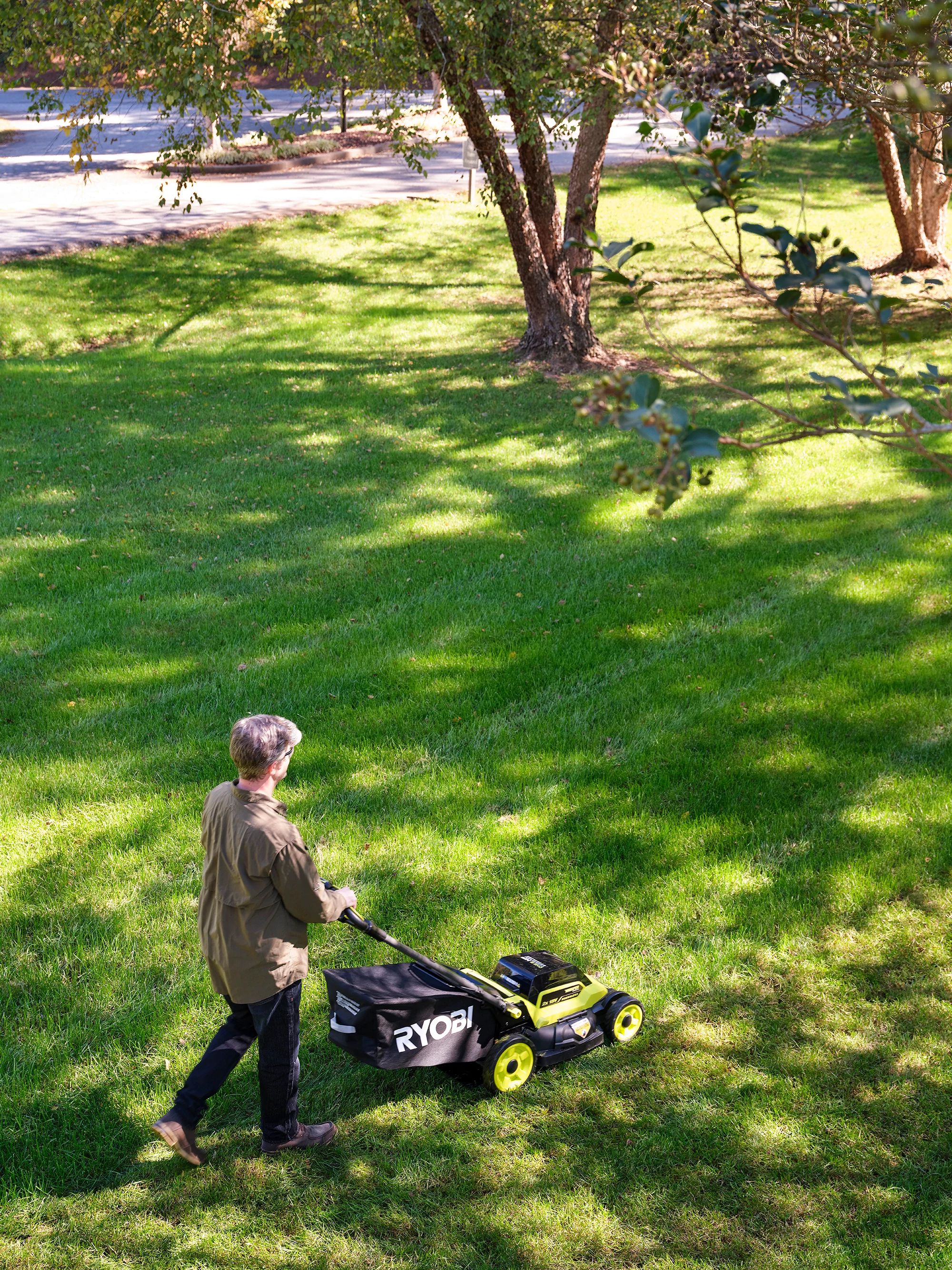 ryobi 18 volt cylinder mower 