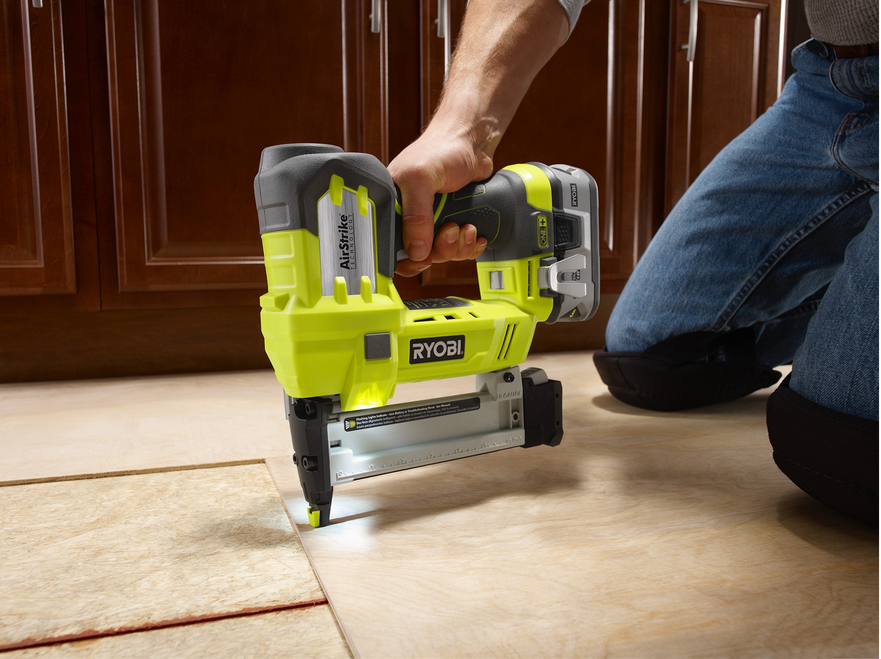 Loading ryobi deals airstrike