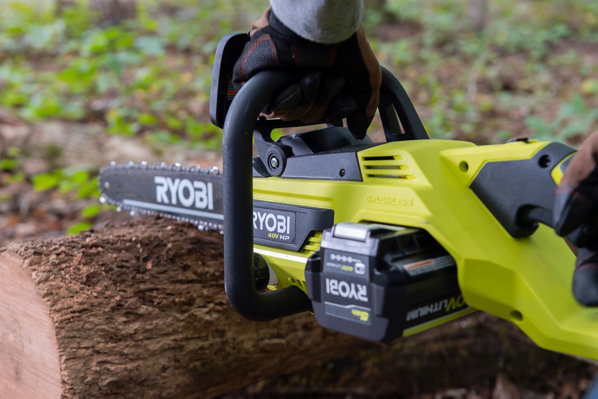 Ryobi battery deals chainsaw 40v