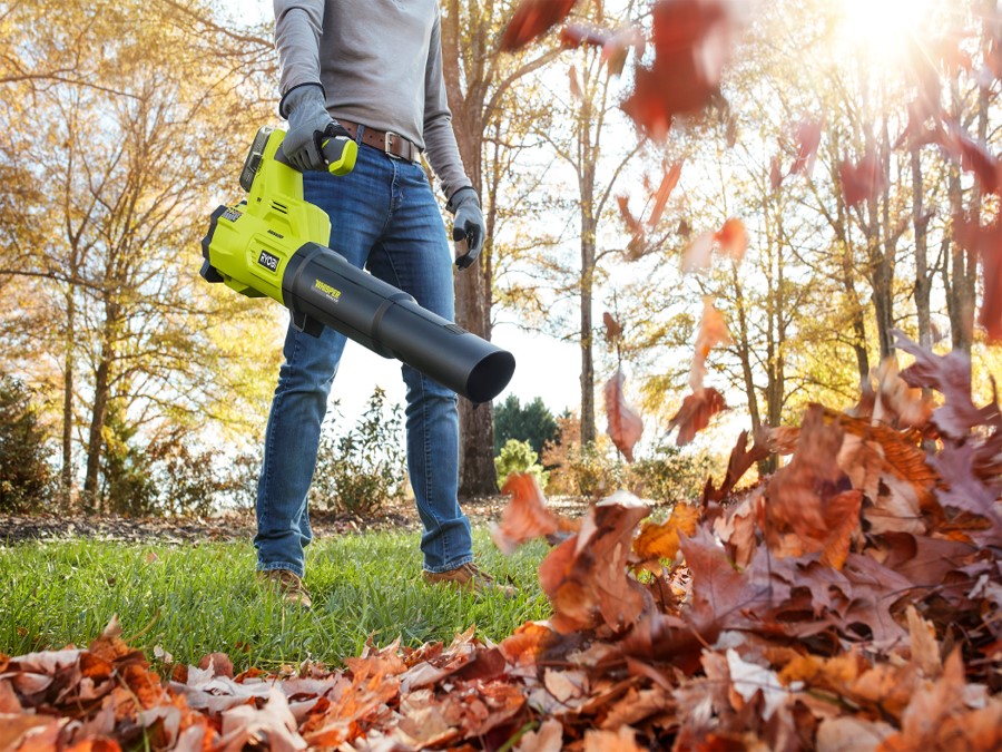 Ryobi 18v deals whisper blower