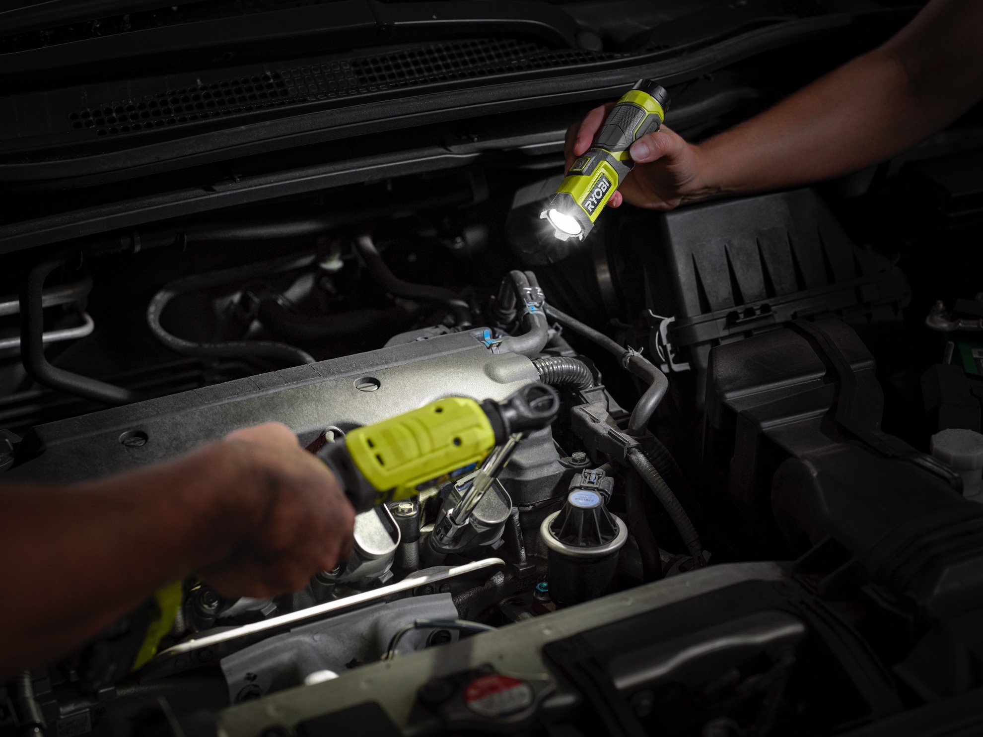 Photo: Powered by the RYOBI USB Lithium Battery System 