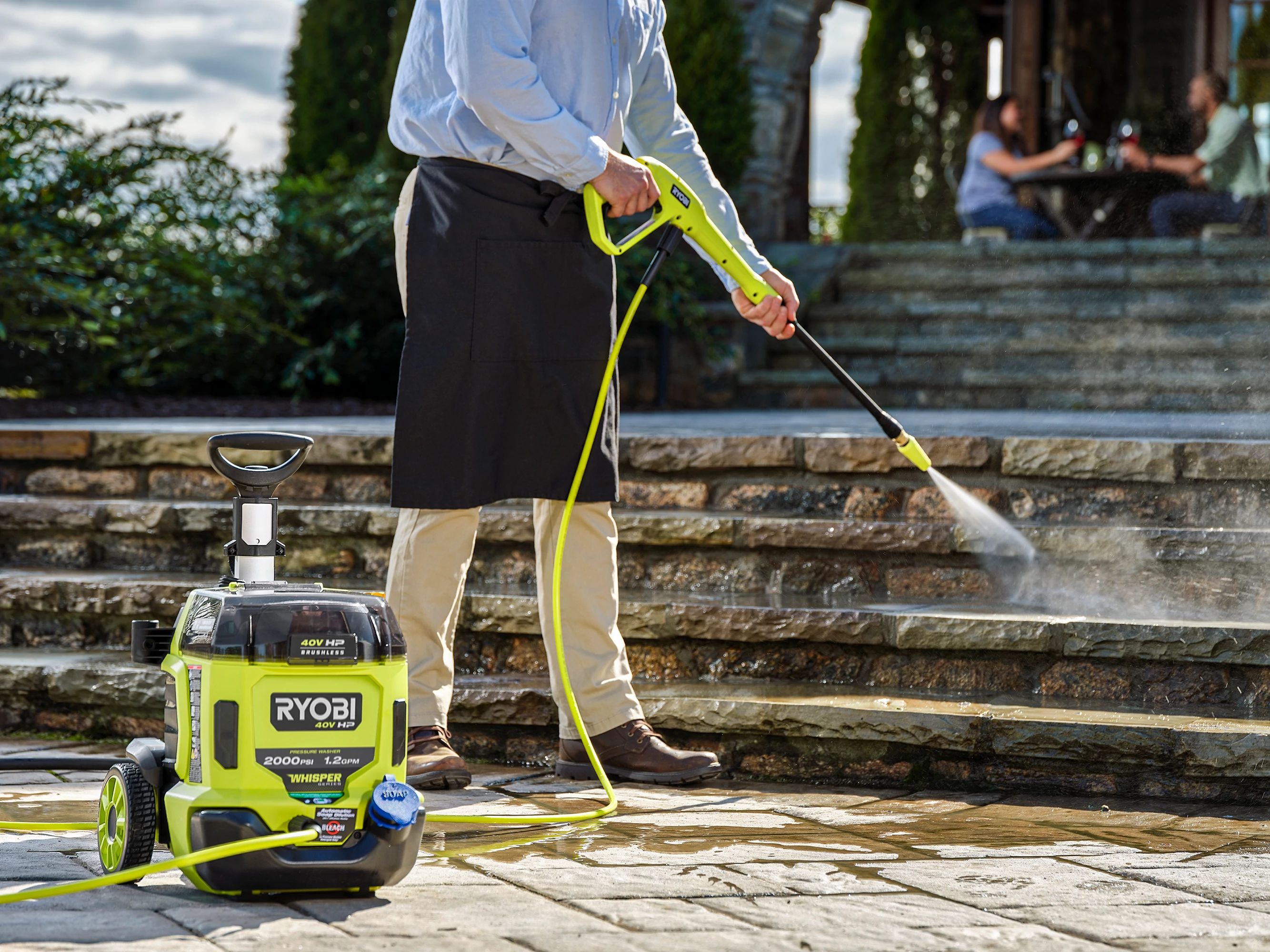 •	This Whisper Series pressure washer is engineered to be 81% quieter than gas pressure washers, allowing you to clean anytime of day without disturbing others