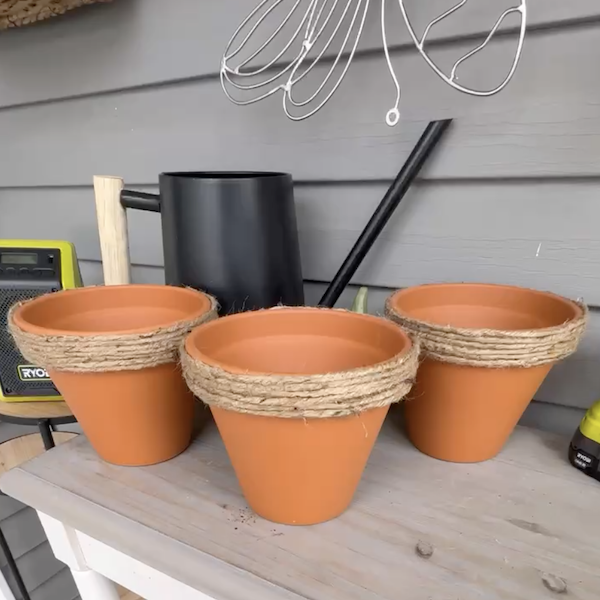 twine clay pots