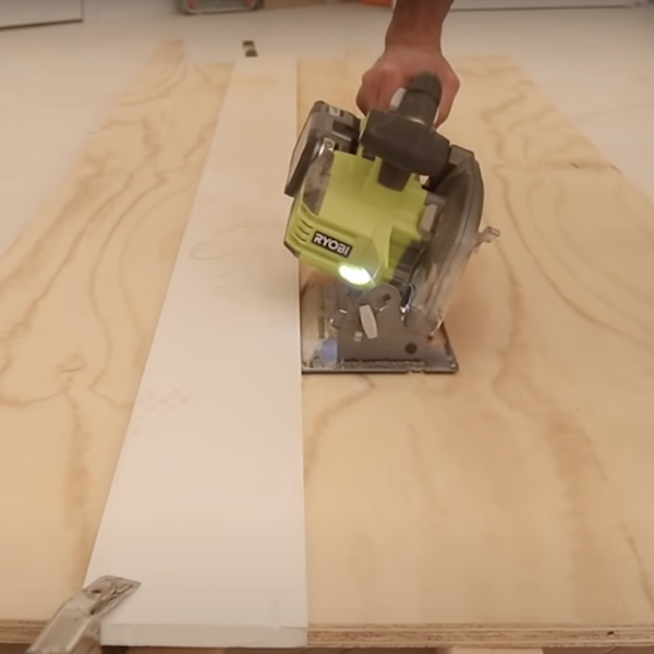 Cutting the plywood 