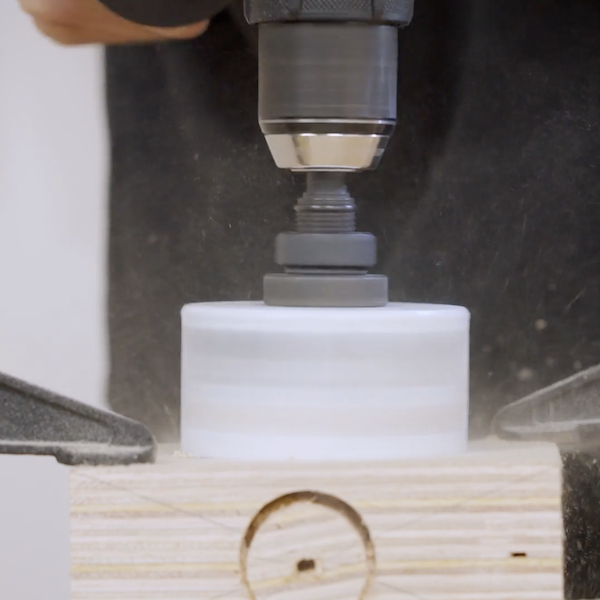 cutting hole with hole saw