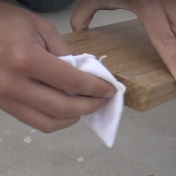 Sealing the wood ends